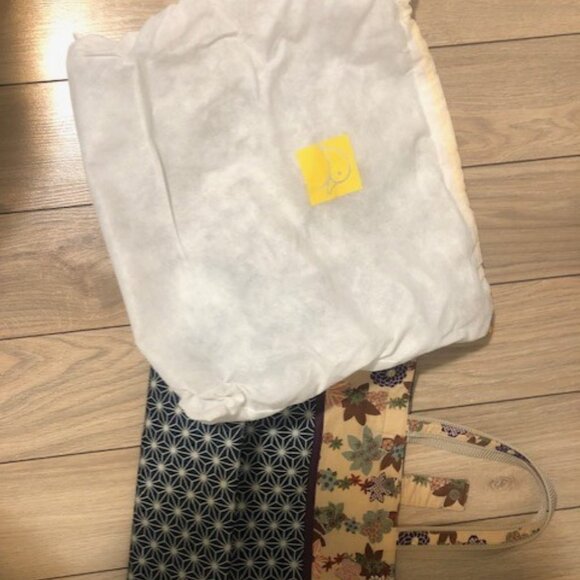 Japanese Style Floral Pattern Tote Bag - Picture 6 of 10